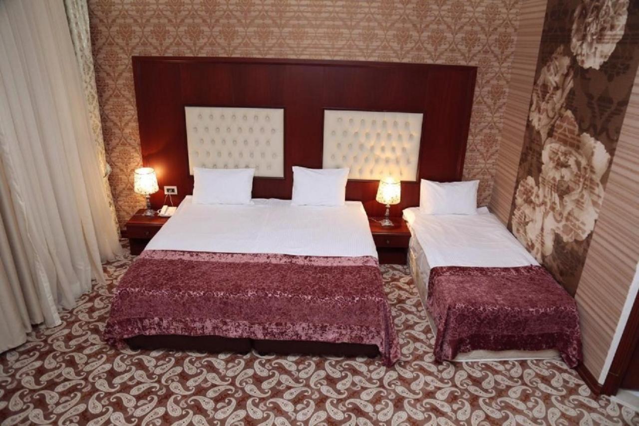 Clover Hotel Baku Formula 1 View Exterior photo