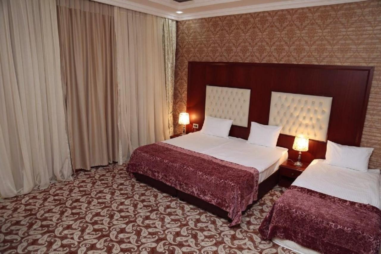 Clover Hotel Baku Formula 1 View Exterior photo