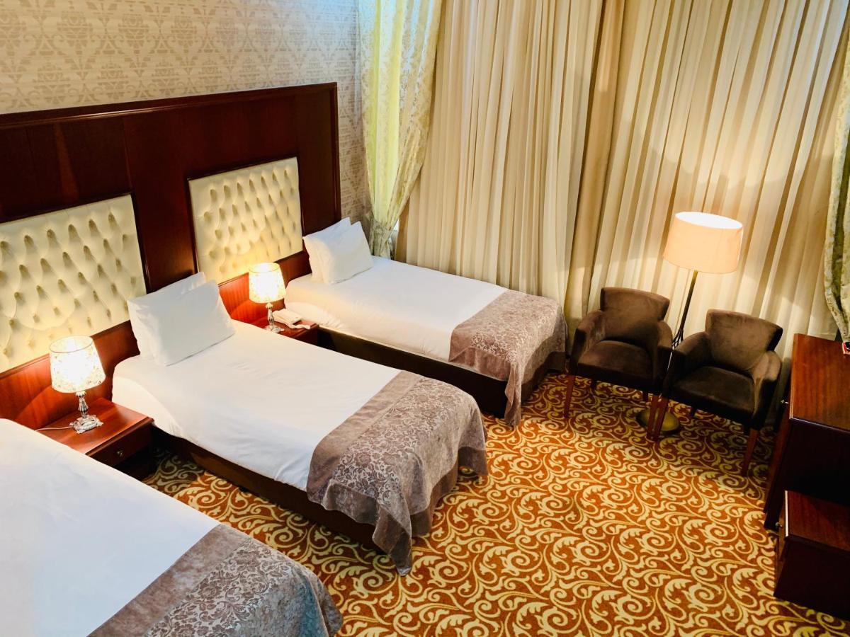 Clover Hotel Baku Formula 1 View Exterior photo