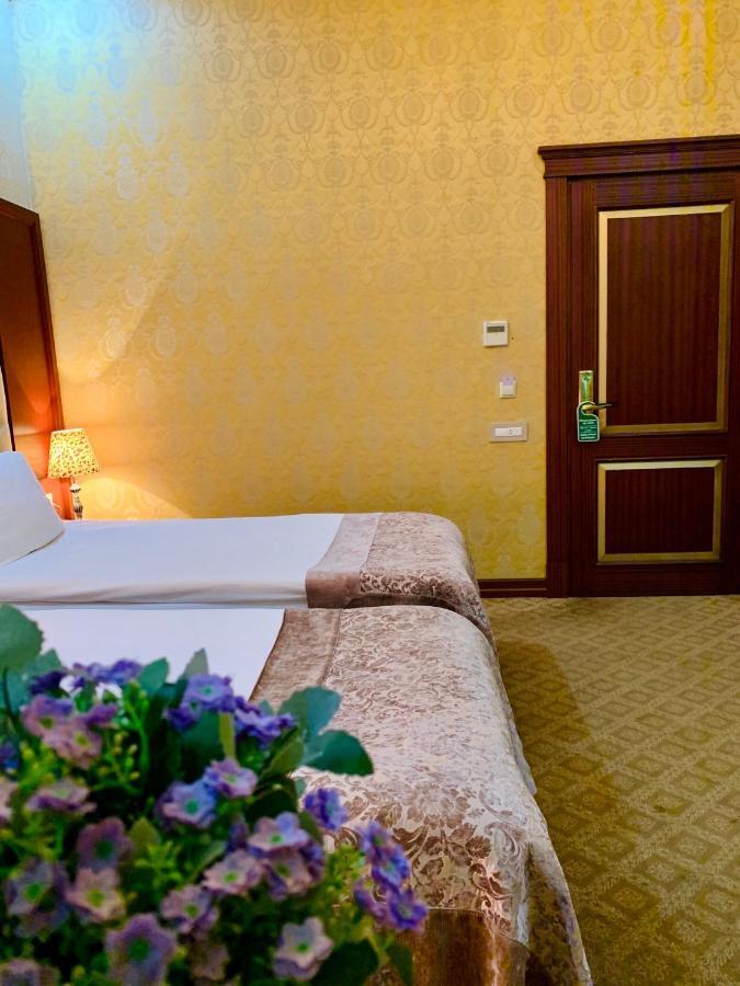 Clover Hotel Baku Formula 1 View Exterior photo